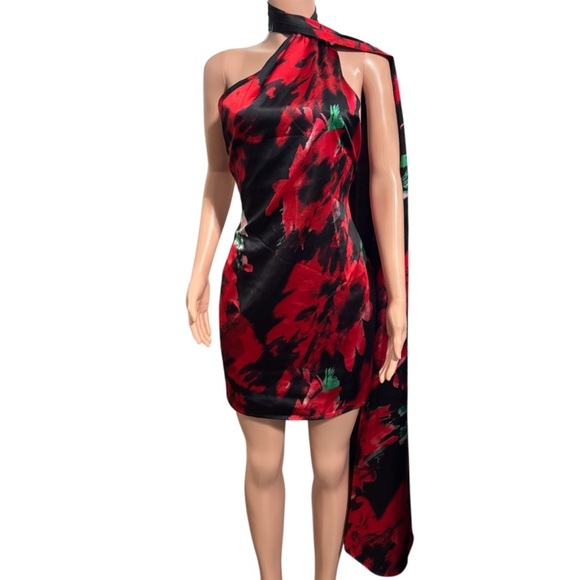 NWT CLUB L LONDON Nasira Black Floral Asymmetric Neck Open Back Mini Dress - Picture 4 of 16